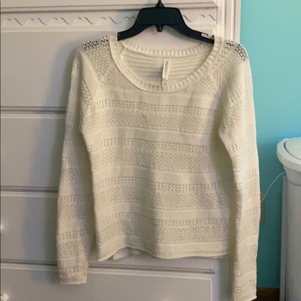 Aeropostale off-white sweater